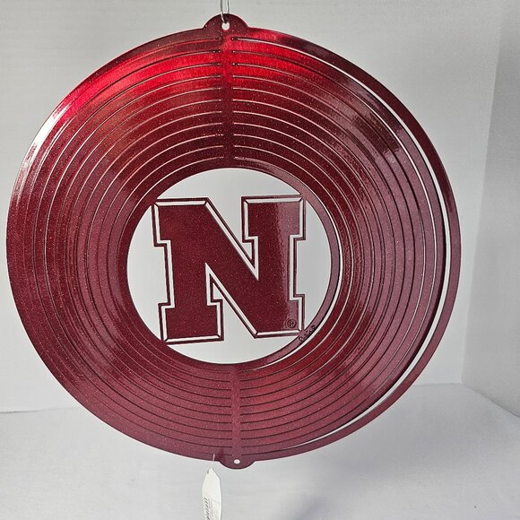 Nebraska Cornhuskers Circle Red Glitter Metal Swirly Wind Spinner - Picture 1 of 8